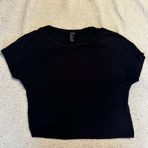 Black cropped forever 21 tee